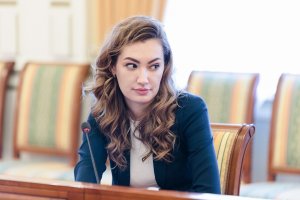 В Мурманской области школьники и студенты перешли на дистанционное обучение