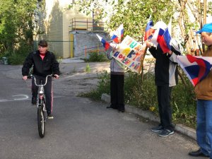 В Мончегорске молодые инвалиды приняли участие в акции «Веломагистраль»